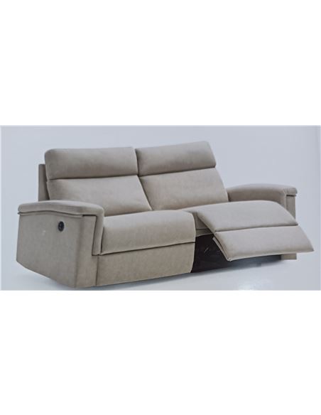 sofa yack2